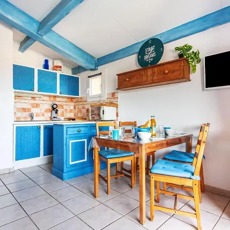 Apartment Rue De L'Amarrage By Interhome *